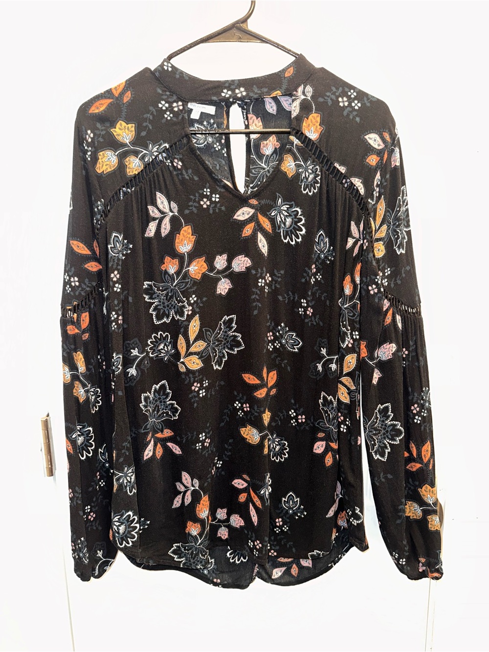 Maurices Black Floral Long Sleeve Cutout Blouse Size L